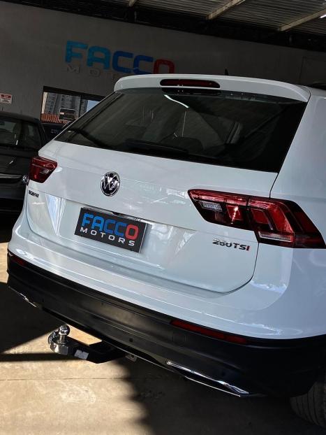 VOLKSWAGEN Tiguan 1.4 250 TSI TOTAL FLEX ALLSPACE TURBO AUTOM�TICO TIPTRONIC, Foto 4