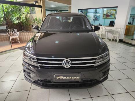 VOLKSWAGEN Tiguan 1.4 250 TSI TOTAL FLEX ALLSPACE COMFORTLINE TURBO AUTOM�TICO TIPTRONIC, Foto 2
