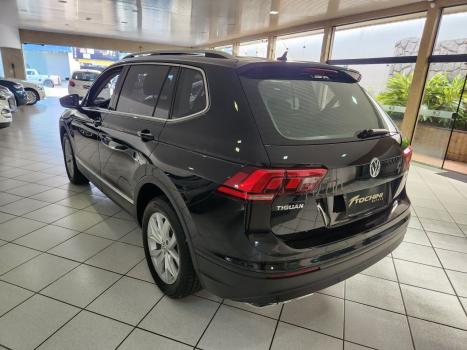 VOLKSWAGEN Tiguan 1.4 250 TSI TOTAL FLEX ALLSPACE COMFORTLINE TURBO AUTOM�TICO TIPTRONIC, Foto 5