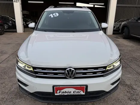 VOLKSWAGEN Tiguan 1.4 250 TSI TOTAL FLEX ALLSPACE COMFORTLINE TURBO AUTOM�TICO TIPTRONIC, Foto 5