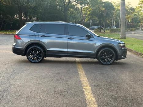 VOLKSWAGEN Tiguan 1.4 250 TSI TOTAL FLEX ALLSPACE COMFORTLINE TURBO AUTOM�TICO TIPTRONIC, Foto 4