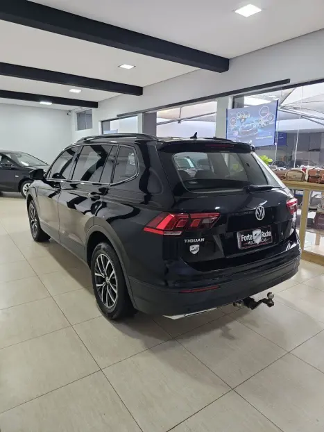 VOLKSWAGEN Tiguan 1.4 250 TSI TOTAL FLEX ALLSPACE COMFORTLINE TURBO AUTOM�TICO TIPTRONIC, Foto 7