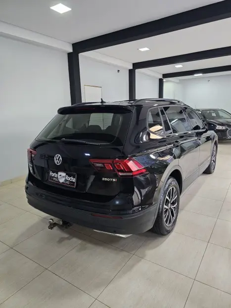 VOLKSWAGEN Tiguan 1.4 250 TSI TOTAL FLEX ALLSPACE COMFORTLINE TURBO AUTOM�TICO TIPTRONIC, Foto 9