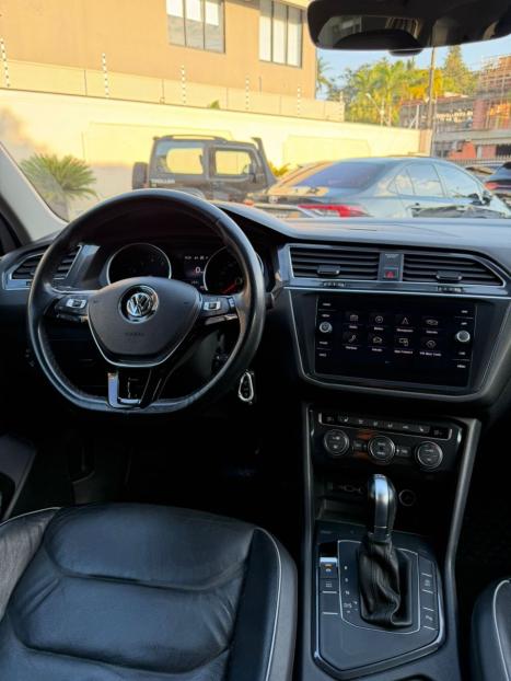 VOLKSWAGEN Tiguan 1.4 250 TSI TOTAL FLEX ALLSPACE COMFORTLINE TURBO AUTOM�TICO TIPTRONIC, Foto 7