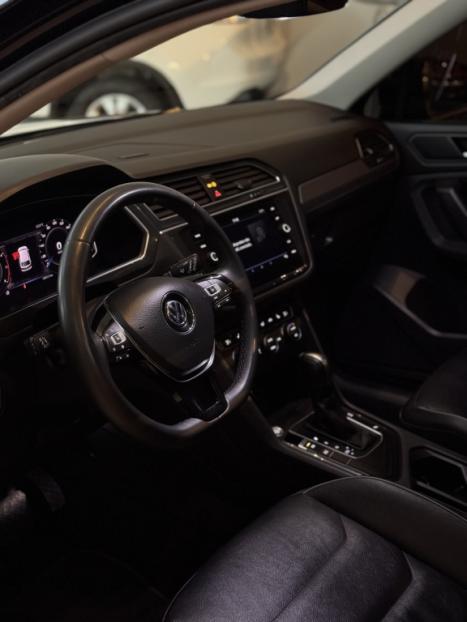 VOLKSWAGEN Tiguan 1.4 250 TSI TOTAL FLEX ALLSPACE TURBO AUTOM�TICO TIPTRONIC, Foto 6