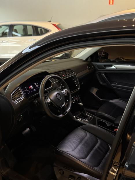 VOLKSWAGEN Tiguan 1.4 250 TSI TOTAL FLEX ALLSPACE TURBO AUTOM�TICO TIPTRONIC, Foto 7