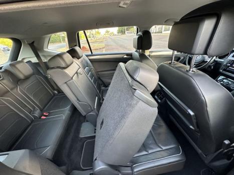 VOLKSWAGEN Tiguan 1.4 250 TSI TOTAL FLEX ALLSPACE COMFORTLINE TURBO AUTOM�TICO TIPTRONIC, Foto 7