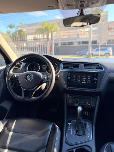 VOLKSWAGEN Tiguan 1.4 250 TSI TOTAL FLEX ALLSPACE COMFORTLINE TURBO AUTOMÁTICO TIPTRONIC, Foto 5