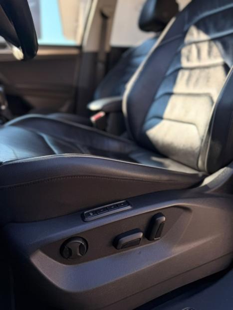 VOLKSWAGEN Tiguan 1.4 250 TSI TOTAL FLEX ALLSPACE COMFORTLINE TURBO AUTOMÁTICO TIPTRONIC, Foto 10