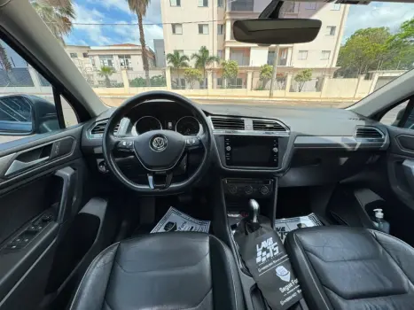 VOLKSWAGEN Tiguan 1.4 250 TSI TOTAL FLEX ALLSPACE COMFORTLINE TURBO AUTOMÁTICO TIPTRONIC, Foto 7