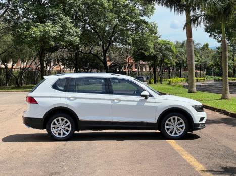 VOLKSWAGEN Tiguan 1.4 250 TSI TOTAL FLEX ALLSPACE COMFORTLINE TURBO AUTOMÁTICO TIPTRONIC, Foto 6