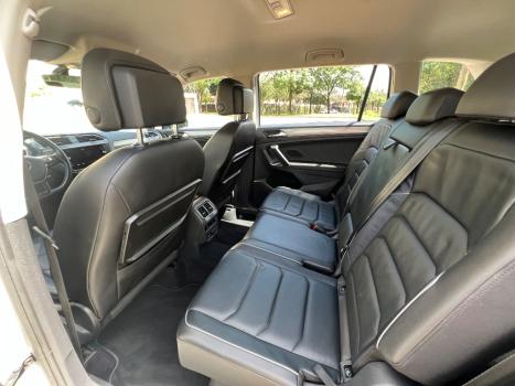 VOLKSWAGEN Tiguan 1.4 250 TSI TOTAL FLEX ALLSPACE COMFORTLINE TURBO AUTOMÁTICO TIPTRONIC, Foto 8