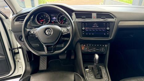 VOLKSWAGEN Tiguan 1.4 250 TSI TOTAL FLEX ALLSPACE COMFORTLINE TURBO AUTOMÁTICO TIPTRONIC, Foto 6
