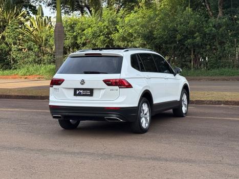 VOLKSWAGEN Tiguan 1.4 250 TSI TOTAL FLEX ALLSPACE COMFORTLINE TURBO AUTOMÁTICO TIPTRONIC, Foto 4