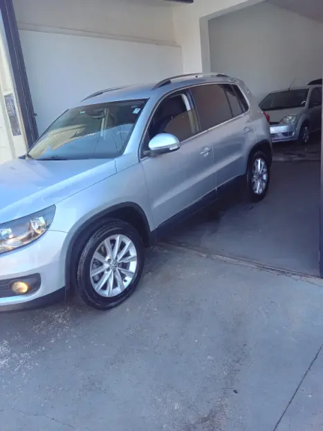 VOLKSWAGEN Tiguan 2.0 16V 4P TSI 4WD TURBO AUTOM�TICO, Foto 10