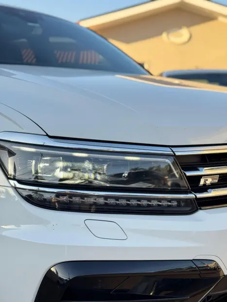 VOLKSWAGEN Tiguan 2.0 16V 4P TSI 350 TURBO R-LINE 4MOTION DSG AUTOMTICO, Foto 3