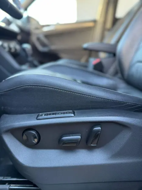 VOLKSWAGEN Tiguan 2.0 16V 4P TSI 350 TURBO R-LINE 4MOTION DSG AUTOMTICO, Foto 9