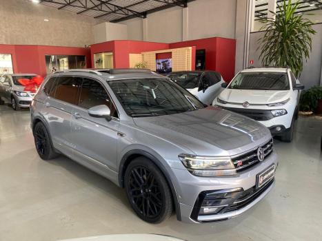 VOLKSWAGEN Tiguan 2.0 16V 4P TSI 350 TURBO R-LINE 4MOTION DSG AUTOMÁTICO, Foto 2 VOLKSWAGEN Tiguan 2.0 16V 4P TSI 350 TURBO R-LINE 4MOTION DSG AUTOMÁTICO, Foto 2