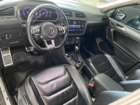 VOLKSWAGEN Tiguan 2.0 16V 4P TSI 350 TURBO R-LINE 4MOTION DSG AUTOMÁTICO, Foto 9 VOLKSWAGEN Tiguan 2.0 16V 4P TSI 350 TURBO R-LINE 4MOTION DSG AUTOMÁTICO, Foto 9