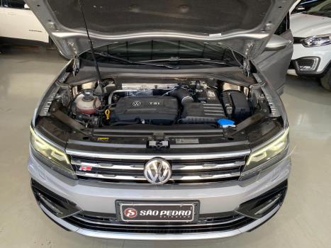 VOLKSWAGEN Tiguan 2.0 16V 4P TSI 350 TURBO R-LINE 4MOTION DSG AUTOMÁTICO, Foto 17 VOLKSWAGEN Tiguan 2.0 16V 4P TSI 350 TURBO R-LINE 4MOTION DSG AUTOMÁTICO, Foto 17