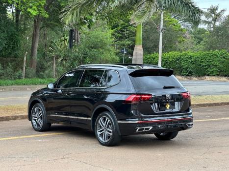 VOLKSWAGEN Tiguan 2.0 350 TSI TOTAL FLEX ALLSPACE R-LINE 4-MOTION TURBO AUTOM�TICO DSG, Foto 9