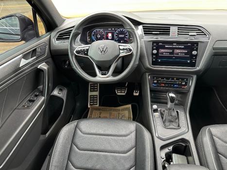 VOLKSWAGEN Tiguan 2.0 350 TSI TOTAL FLEX ALLSPACE R-LINE 4-MOTION TURBO AUTOM�TICO DSG, Foto 13