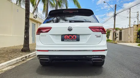 VOLKSWAGEN Tiguan 2.0 350 TSI TOTAL FLEX ALLSPACE R-LINE 4-MOTION TURBO AUTOM�TICO DSG, Foto 6
