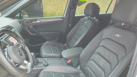 VOLKSWAGEN Tiguan 2.0 350 TSI TOTAL FLEX ALLSPACE R-LINE 4-MOTION TURBO AUTOM�TICO DSG, Foto 12