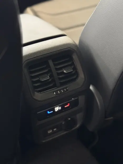 VOLKSWAGEN Tiguan 2.0 16V 4P TSI 300 TURBO R-LINE AUTOM�TICO, Foto 14