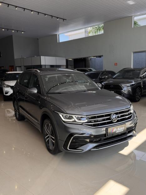 VOLKSWAGEN Tiguan 2.0 16V 4P TSI 300 TURBO R-LINE AUTOM�TICO, Foto 4