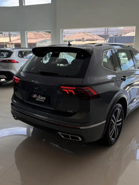 VOLKSWAGEN Tiguan 2.0 16V 4P TSI 300 TURBO R-LINE AUTOM�TICO, Foto 7