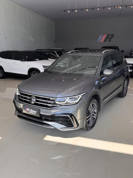 VOLKSWAGEN Tiguan 2.0 16V 4P TSI 300 TURBO R-LINE AUTOM�TICO, Foto 2