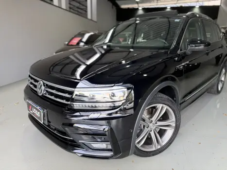 VOLKSWAGEN Tiguan 2.0 350 TSI TOTAL FLEX ALLSPACE R-LINE 4-MOTION TURBO AUTOM�TICO DSG, Foto 9