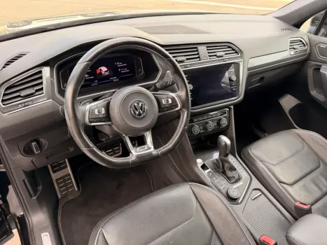 VOLKSWAGEN Tiguan 2.0 350 TSI TOTAL FLEX ALLSPACE R-LINE 4-MOTION TURBO AUTOM�TICO DSG, Foto 15