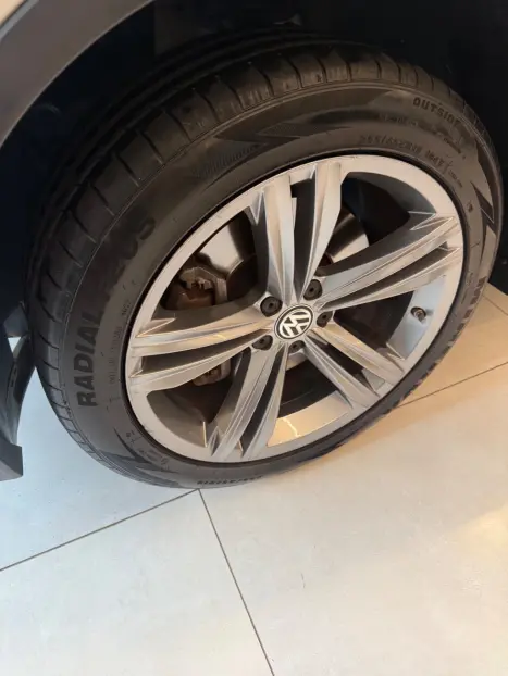 VOLKSWAGEN Tiguan 2.0 16V 4P FSI R-LINE TURBO AUTOM�TICO, Foto 24