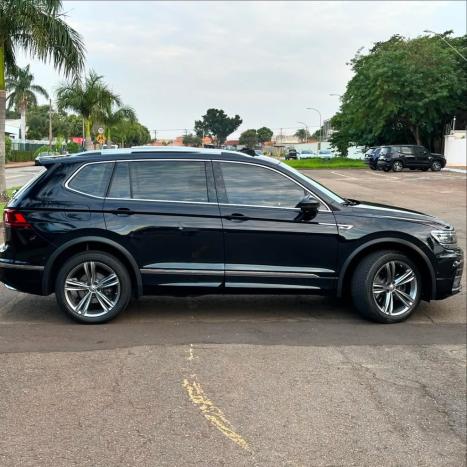 VOLKSWAGEN Tiguan 2.0 350 TSI TOTAL FLEX ALLSPACE R-LINE 4-MOTION TURBO AUTOM�TICO DSG, Foto 5