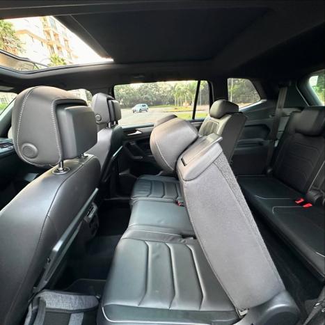 VOLKSWAGEN Tiguan 2.0 350 TSI TOTAL FLEX ALLSPACE R-LINE 4-MOTION TURBO AUTOM�TICO DSG, Foto 9