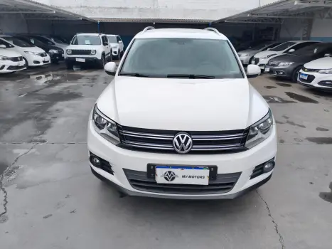 VOLKSWAGEN Tiguan 2.0 16V 4P FSI 4WD TURBO AUTOM�TICO, Foto 2