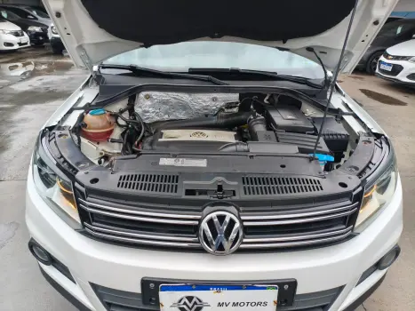 VOLKSWAGEN Tiguan 2.0 16V 4P FSI 4WD TURBO AUTOM�TICO, Foto 10