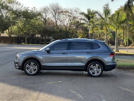 VOLKSWAGEN Tiguan 2.0 350 TSI TOTAL FLEX ALLSPACE R-LINE 4-MOTION TURBO AUTOM�TICO DSG, Foto 5