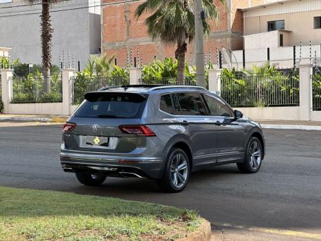 VOLKSWAGEN Tiguan 2.0 350 TSI TOTAL FLEX ALLSPACE R-LINE 4-MOTION TURBO AUTOM�TICO DSG, Foto 4