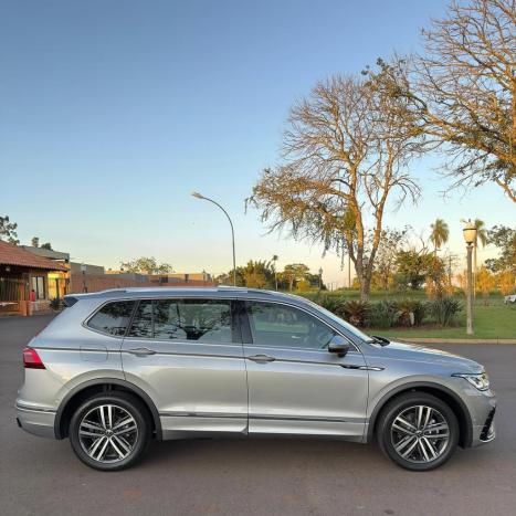 VOLKSWAGEN Tiguan 2.0 300 TSI ALLSPACE R-LINE TURBO AUTOM�TICO, Foto 7