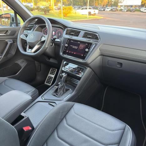 VOLKSWAGEN Tiguan 2.0 300 TSI ALLSPACE R-LINE TURBO AUTOM�TICO, Foto 9