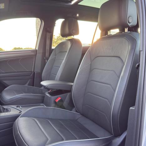 VOLKSWAGEN Tiguan 2.0 300 TSI ALLSPACE R-LINE TURBO AUTOM�TICO, Foto 16