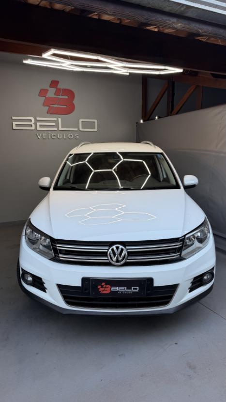 VOLKSWAGEN Tiguan 2.0 16V 4P TSI 4WD TURBO AUTOM�TICO, Foto 4