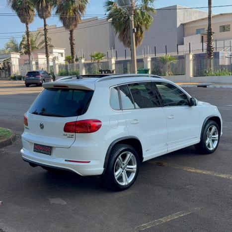 VOLKSWAGEN Tiguan 2.0 16V 4P TSI R-LINE TURBO AUTOMÁTICO TIPTRONIC, Foto 4