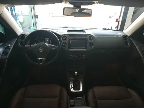 VOLKSWAGEN Tiguan 2.0 16V 4P TSI 4WD TURBO AUTOMÁTICO, Foto 5