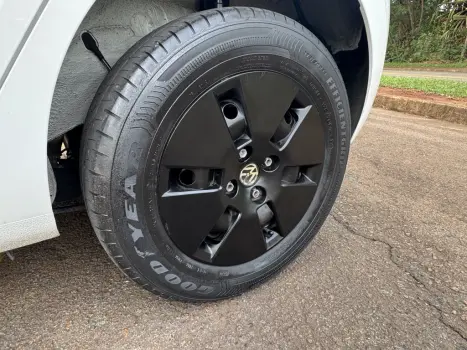 VOLKSWAGEN UP 1.0 12V 4P TAKE FLEX, Foto 14 VOLKSWAGEN UP 1.0 12V 4P TAKE FLEX, Foto 14