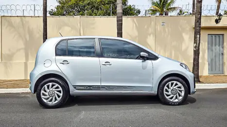 VOLKSWAGEN UP 1.0 4P FLEX 170 TSI CONNECT, Foto 4