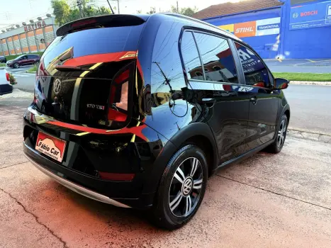 VOLKSWAGEN UP 1.0 4P FLEX 170 TSI XTREME, Foto 4